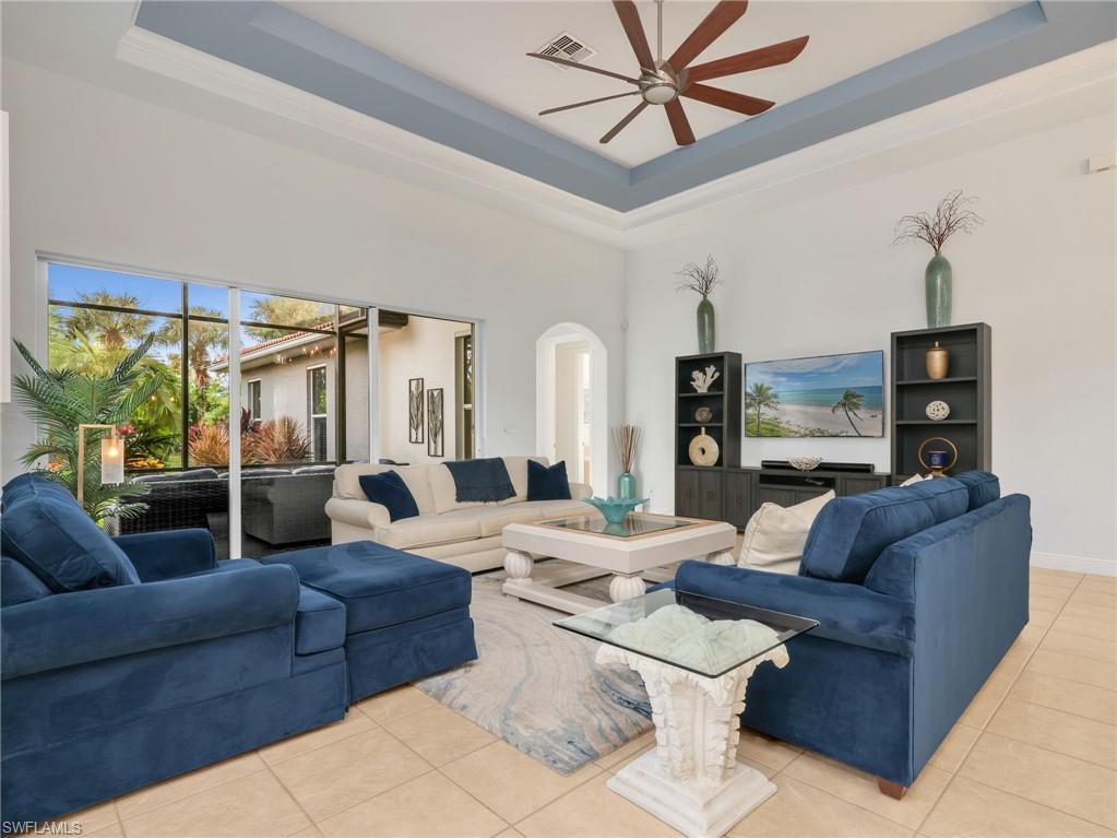 BELLE LAGO - Residential
