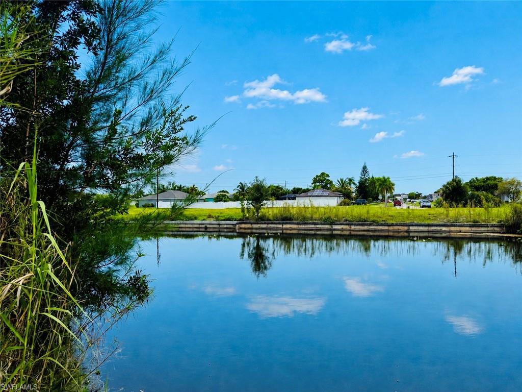 CAPE CORAL - Land