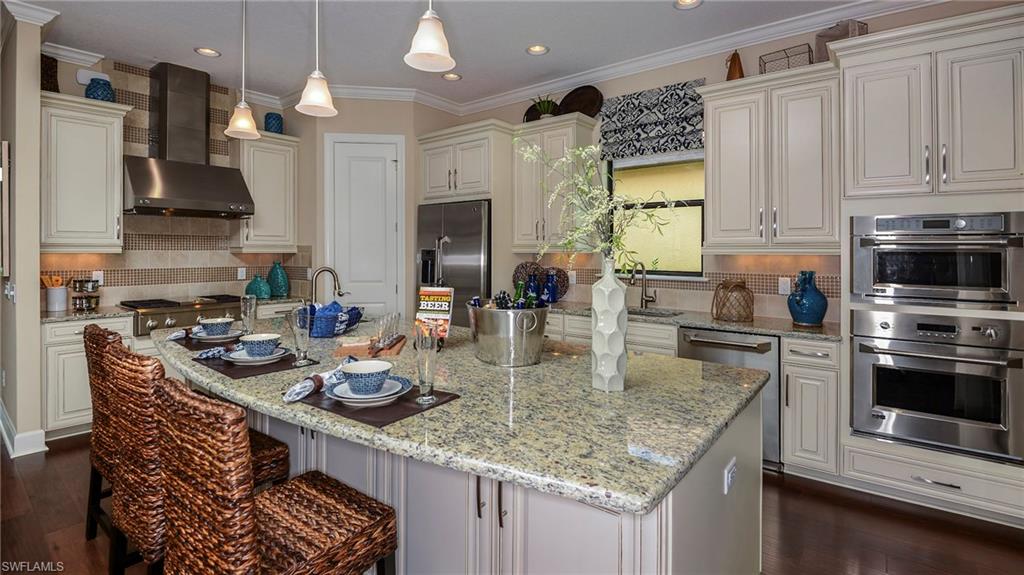 PEBBLE POINTE - Residential