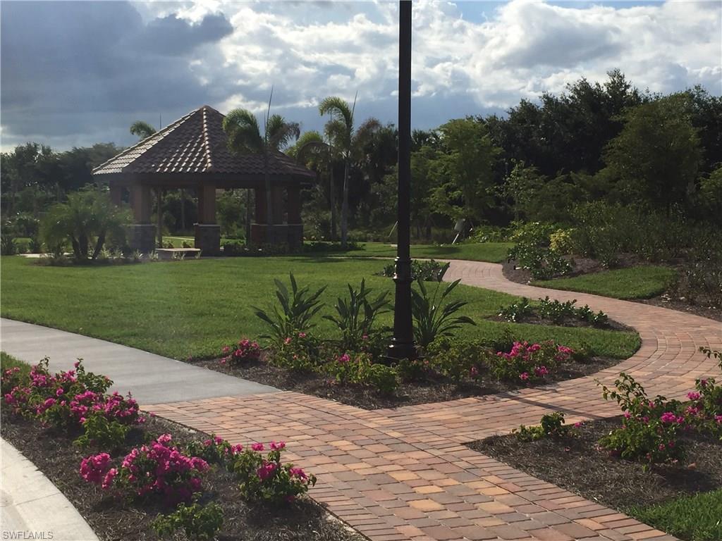 PEBBLE POINTE - Residential