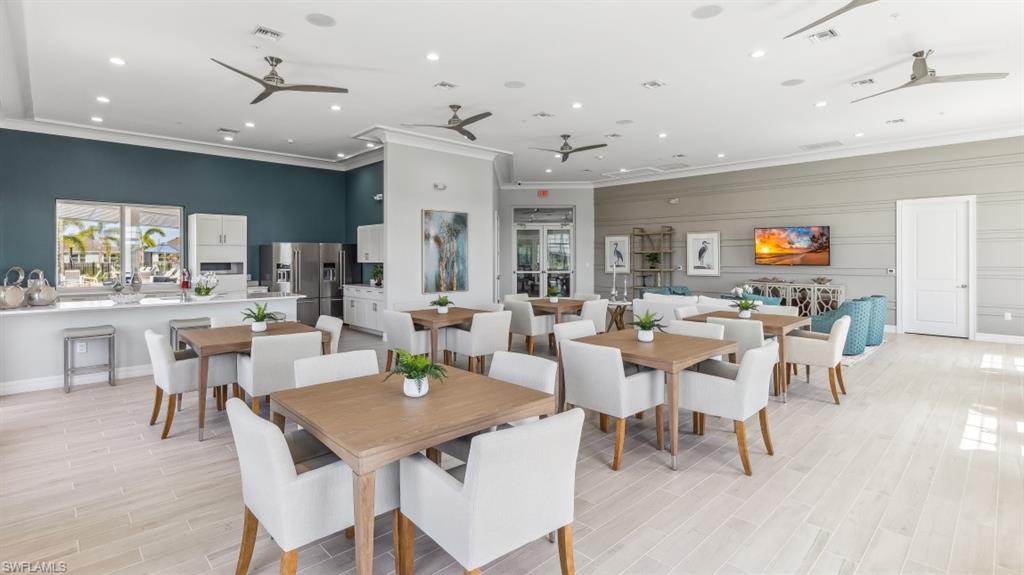 CORAL BAY - Residential