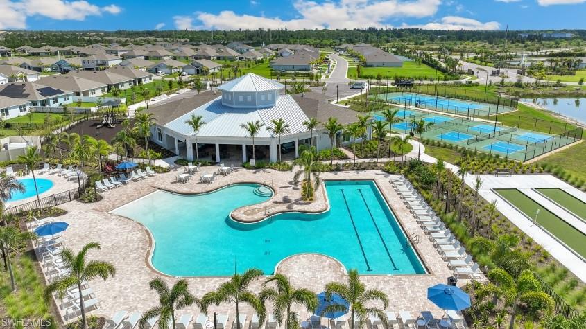 CORAL BAY - Residential