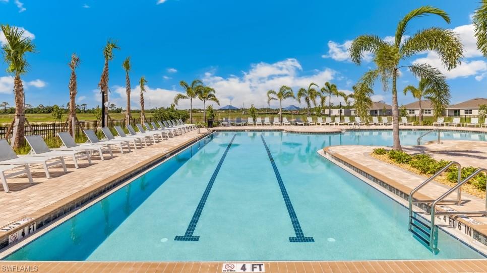 CORAL BAY - Residential