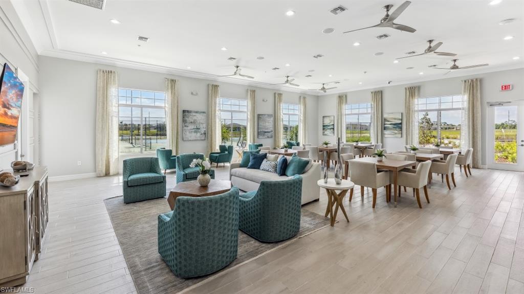 CORAL BAY - Residential