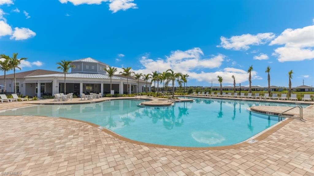CORAL BAY - Residential