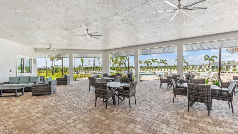 CORAL BAY - Residential