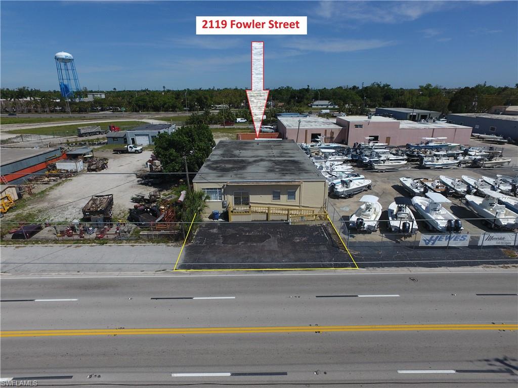 This 4,850 sf CBS building has approximately 2,500 sf under air to include the entryway, lobby, showroom, 3 offices, conference room, kitchen plus 750 square feet within the warehouse area. The remaining warehouse space has two workstations areas and a storage room. Building is just under 5,000 square feet, with 9' ceilings, one 10x8 overhead door, and Fowler Street frontage.