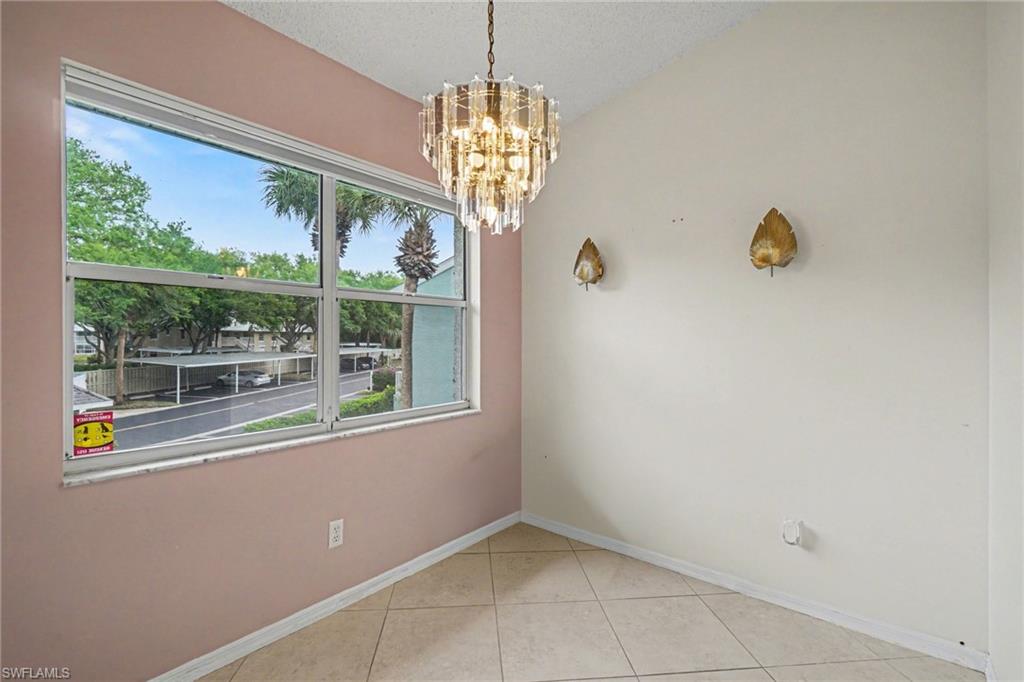 PIPERS POINTE - Residential