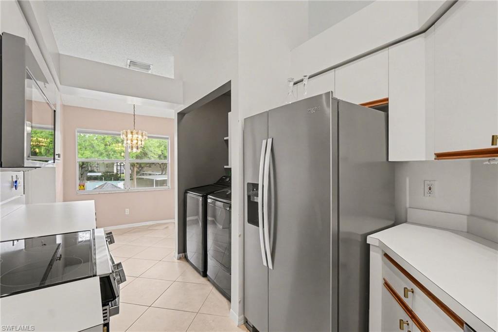 PIPERS POINTE - Residential