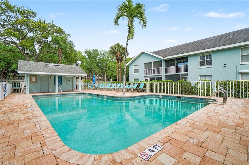PIPERS POINTE - Residential