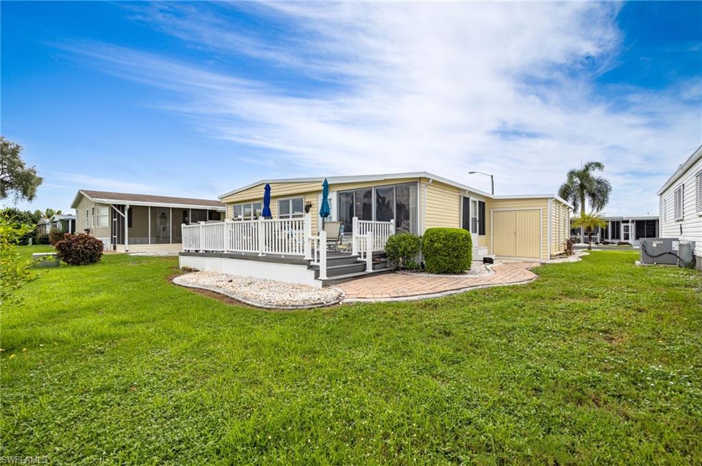 SIX LAKES COUNTRY CLUB - Residential