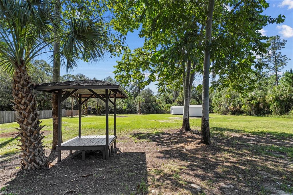GOLDEN GATE ESTATES - Residential