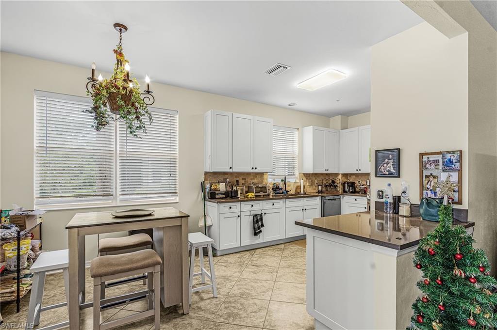 BAY WOODS - Residential