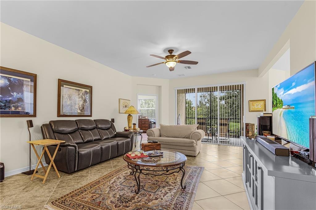 BAY WOODS - Residential