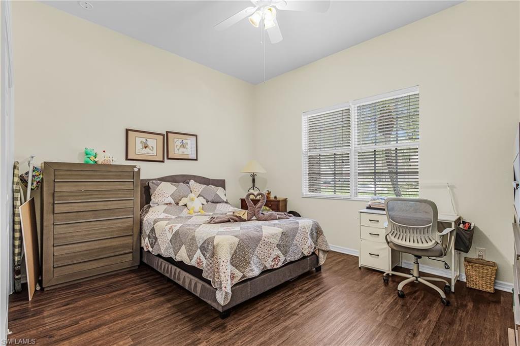 BAY WOODS - Residential