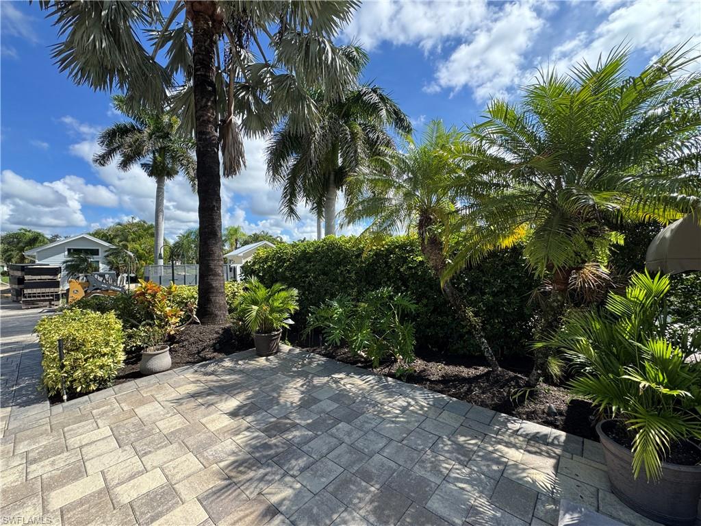 RIVERBEND MOTORCOACH RESORT - Land