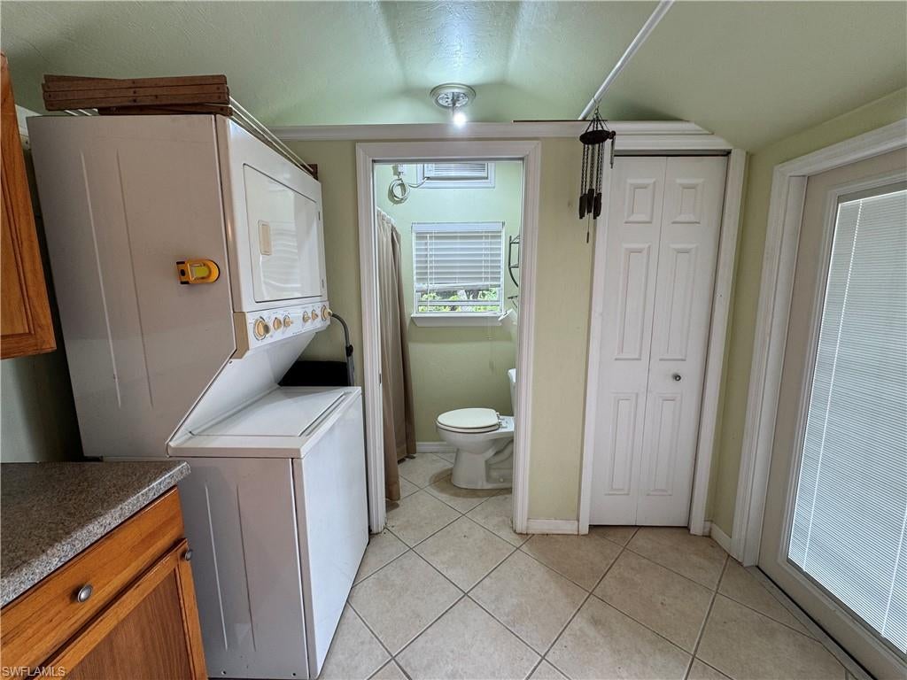 RIVERBEND MOTORCOACH RESORT - Land