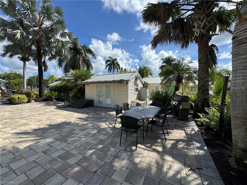 RIVERBEND MOTORCOACH RESORT - Land