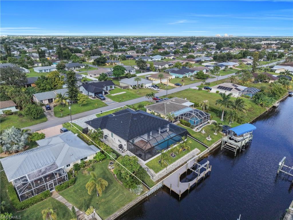 CAPE CORAL - Residential