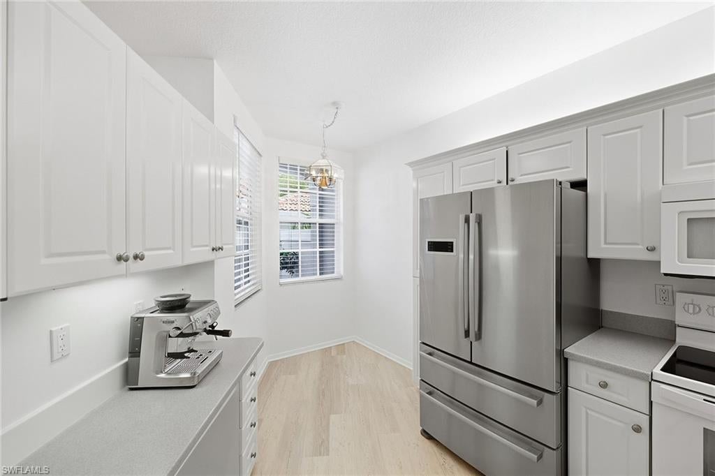 AVALON - Residential Lease