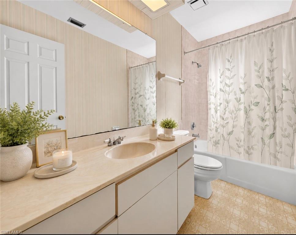 HERITAGE FARMS - Residential