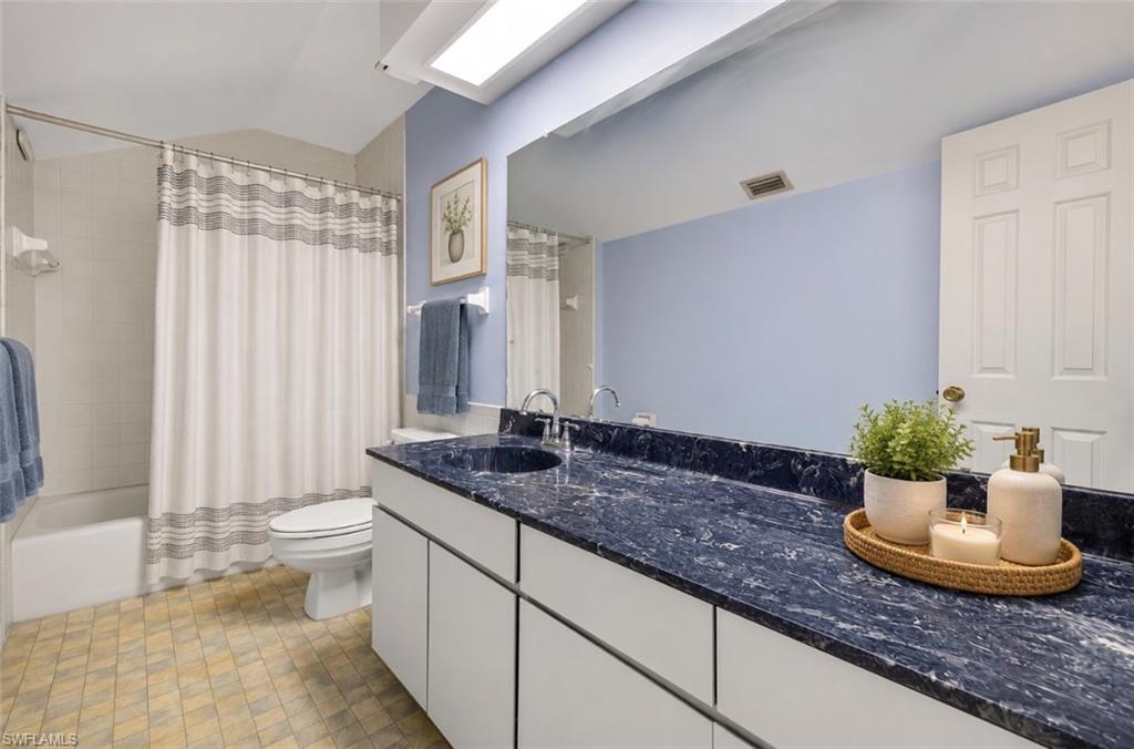 HERITAGE FARMS - Residential