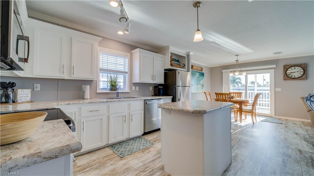 CHERRY ESTATES - Residential