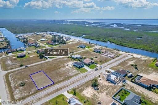 CAPE CORAL - Land