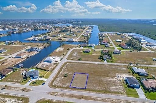 CAPE CORAL - Land