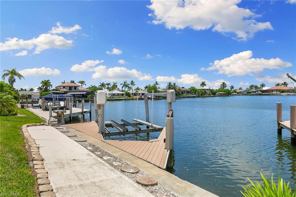 MARCO ISLAND - Residential
