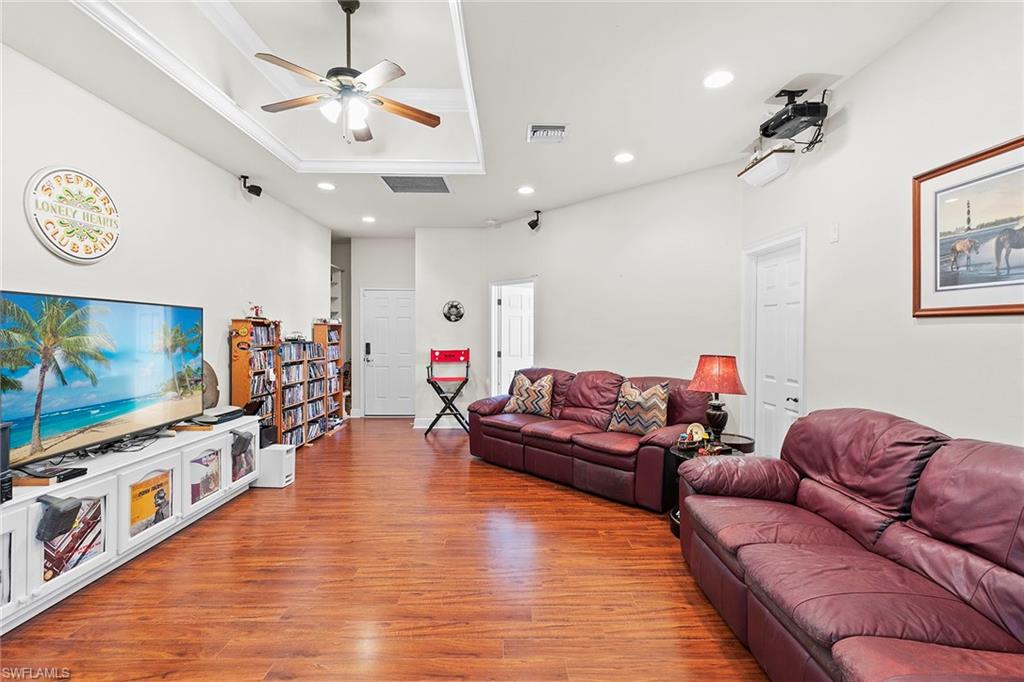 MARCO ISLAND - Residential