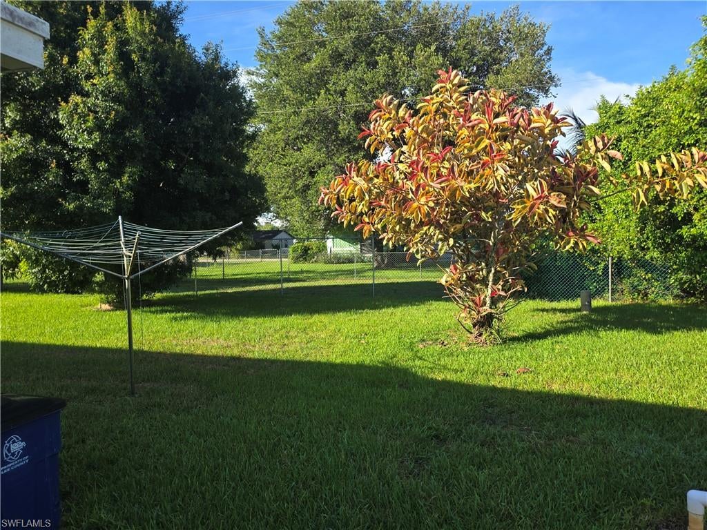 PINEWOOD CONDOMINIUM - Residential