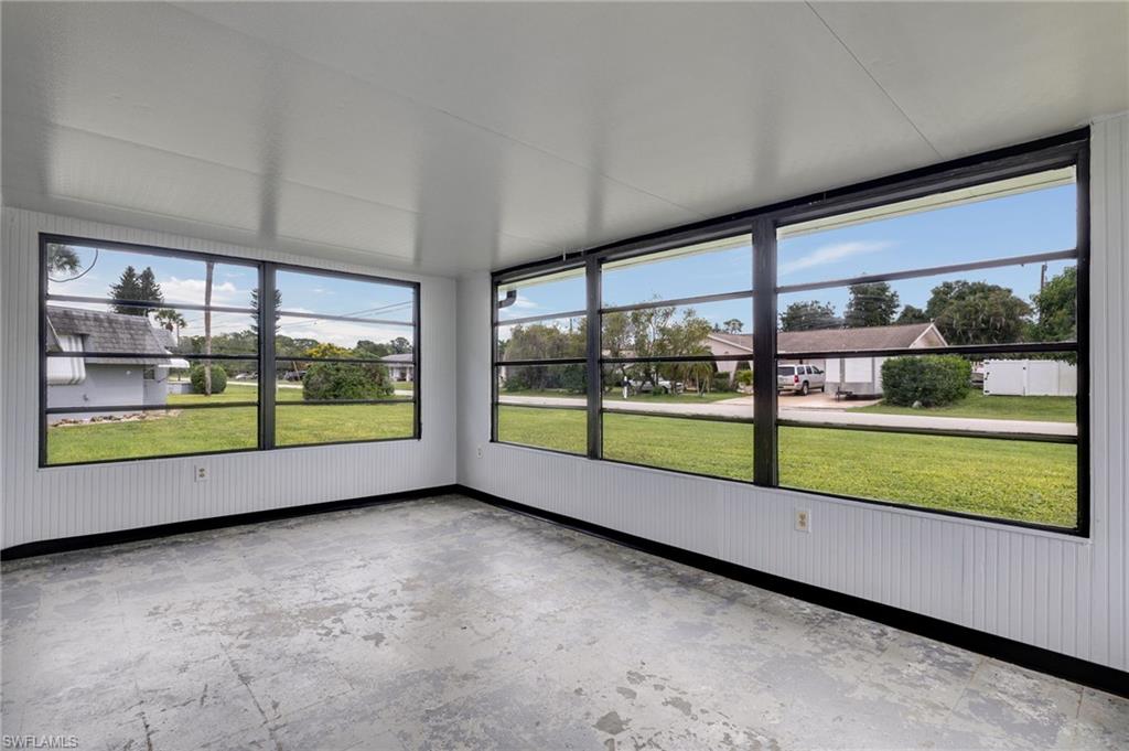 COUNTRY CLUB GARDENS - Residential