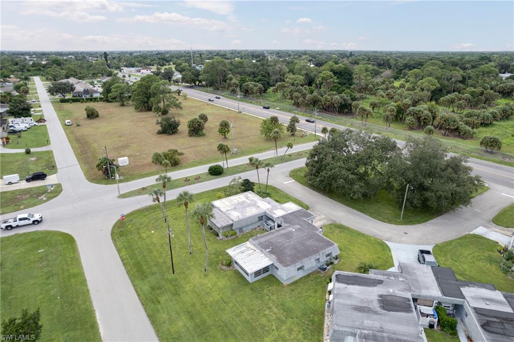 COUNTRY CLUB GARDENS - Residential