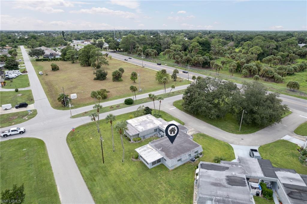 COUNTRY CLUB GARDENS - Residential