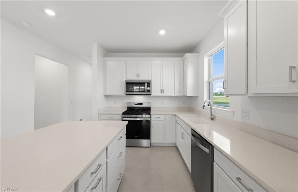 DEL WEBB OAK CREEK - Residential