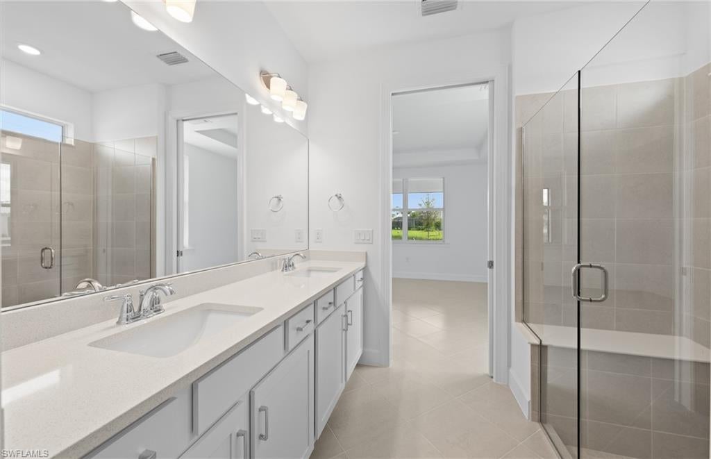 DEL WEBB OAK CREEK - Residential