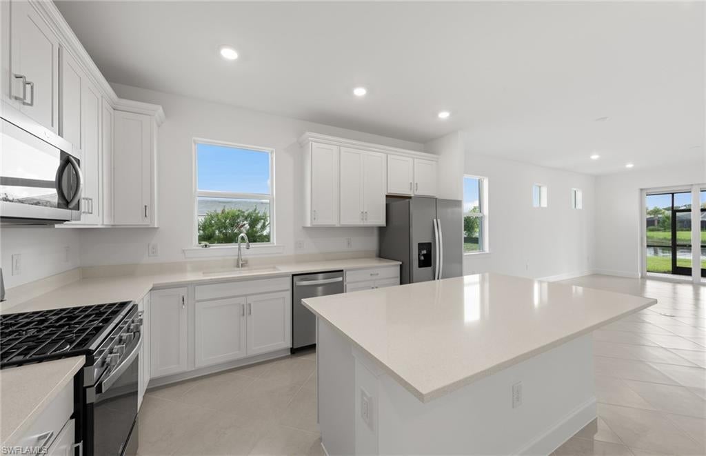 DEL WEBB OAK CREEK - Residential