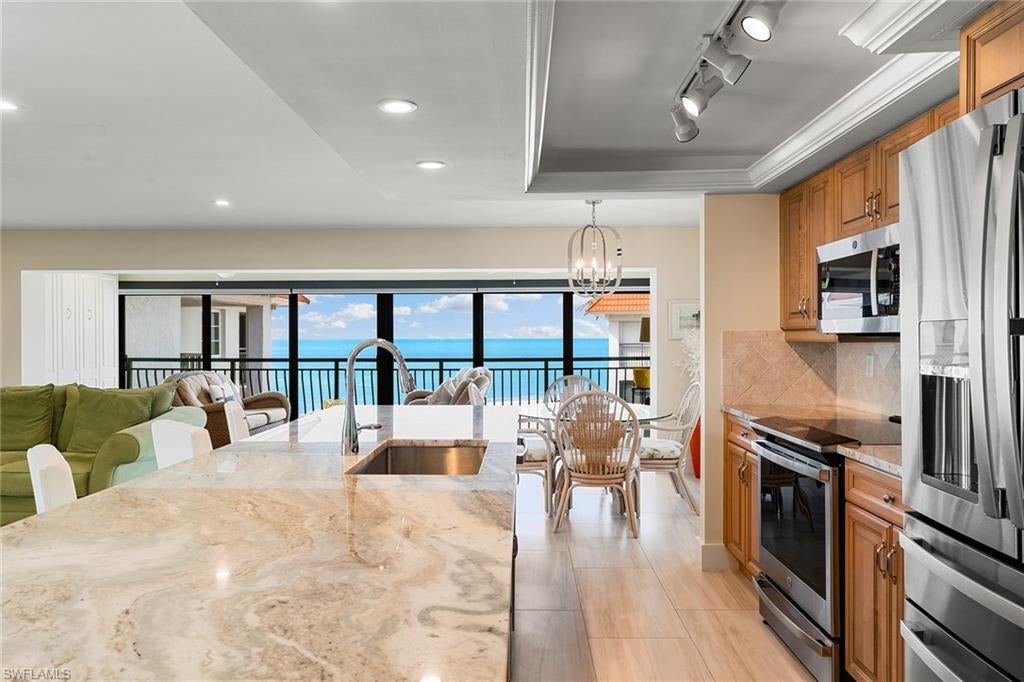 SOUTHERN CLIPPER - Residential