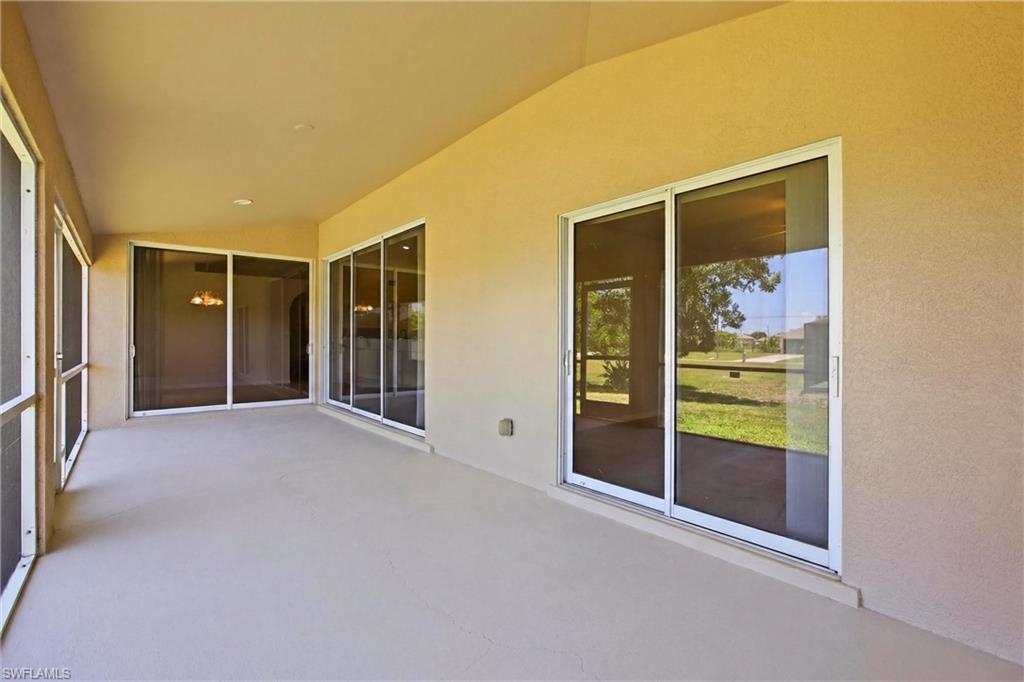 CAPE CORAL - Residential