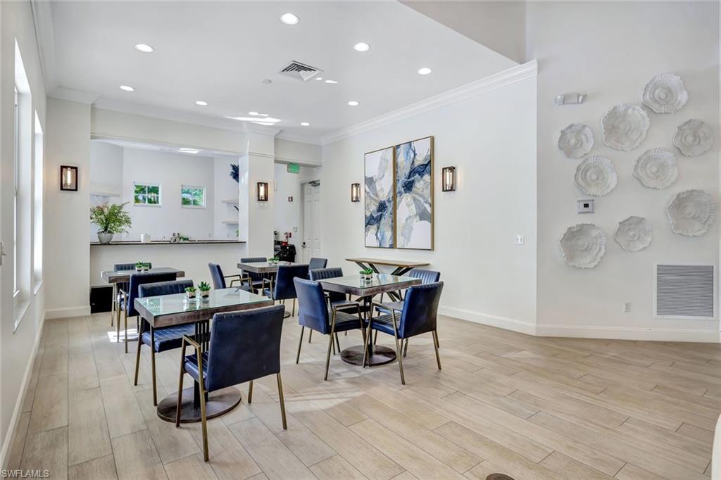 REGATTA - Residential