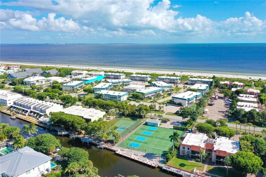 SANIBEL ARMS WEST CONDO - Residential