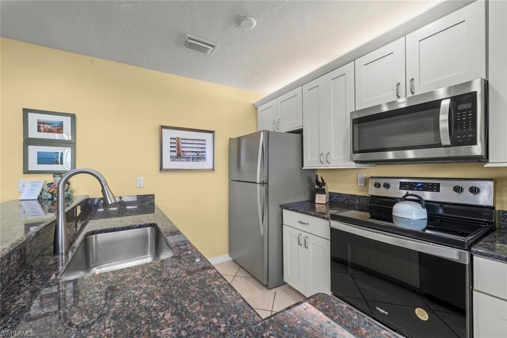 SANIBEL ARMS WEST CONDO - Residential