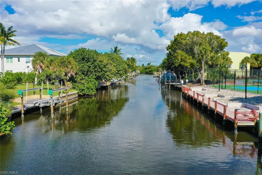 SANIBEL ARMS WEST CONDO - Residential
