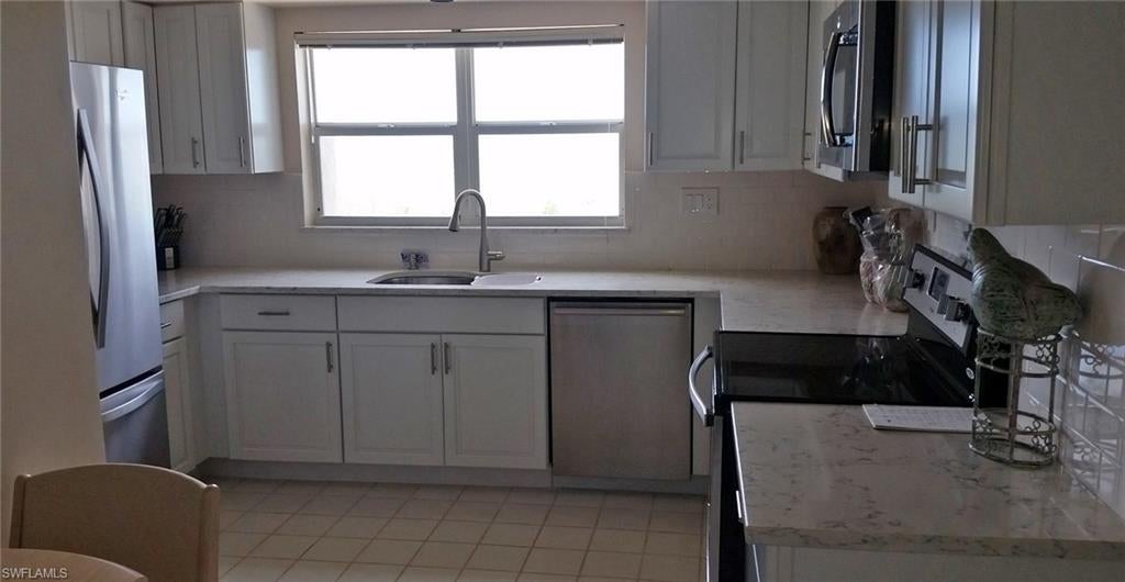 CRECIENTE CONDO NORTH - Residential