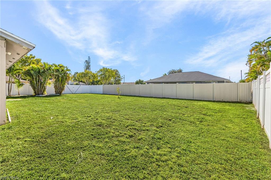 CAPE CORAL - Residential