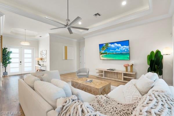 PARROT CAY - Residential