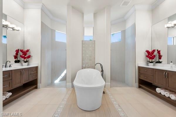 PARROT CAY - Residential