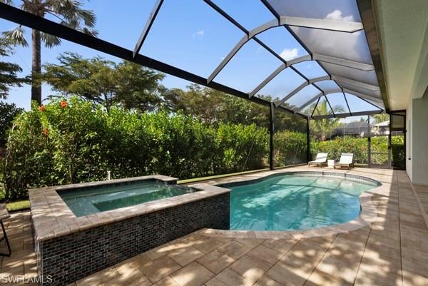 PARROT CAY - Residential