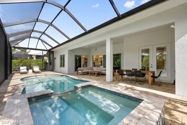 PARROT CAY - Residential